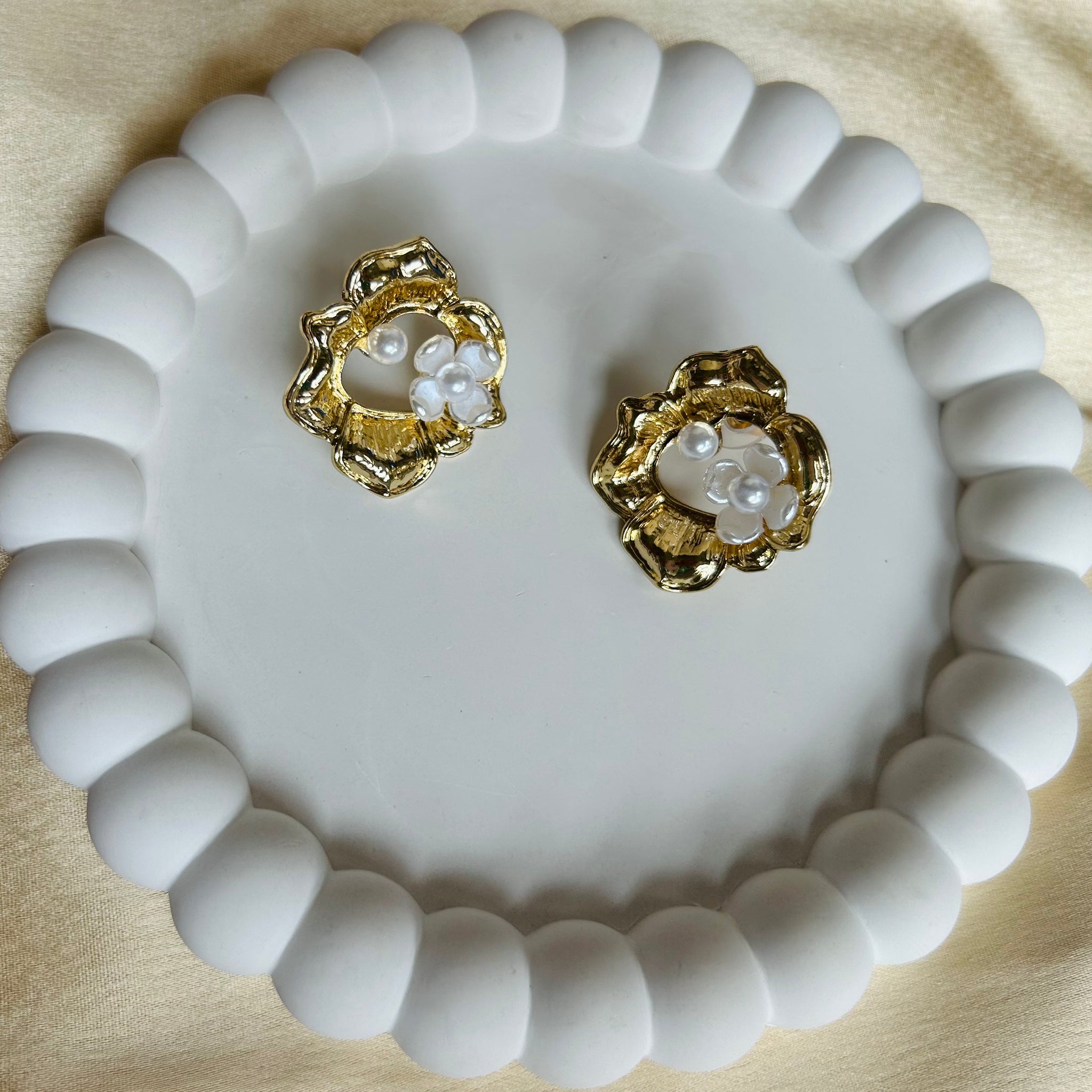 White Pearl Earring