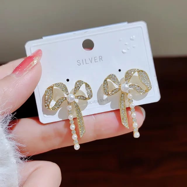 White Pearl Bow Earring