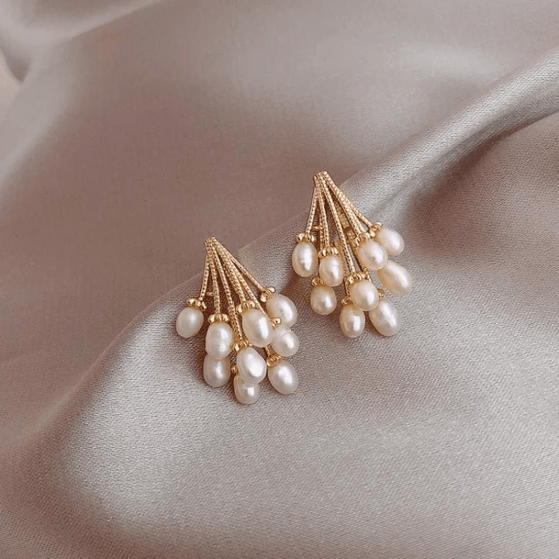 White snow Earrings