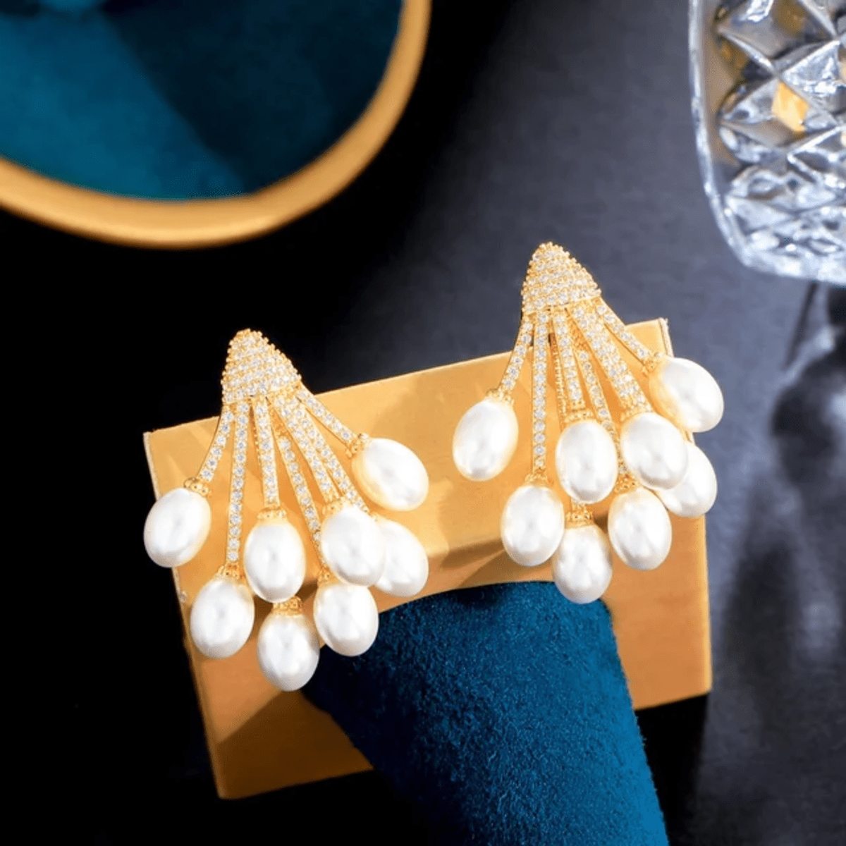 White snow Earrings