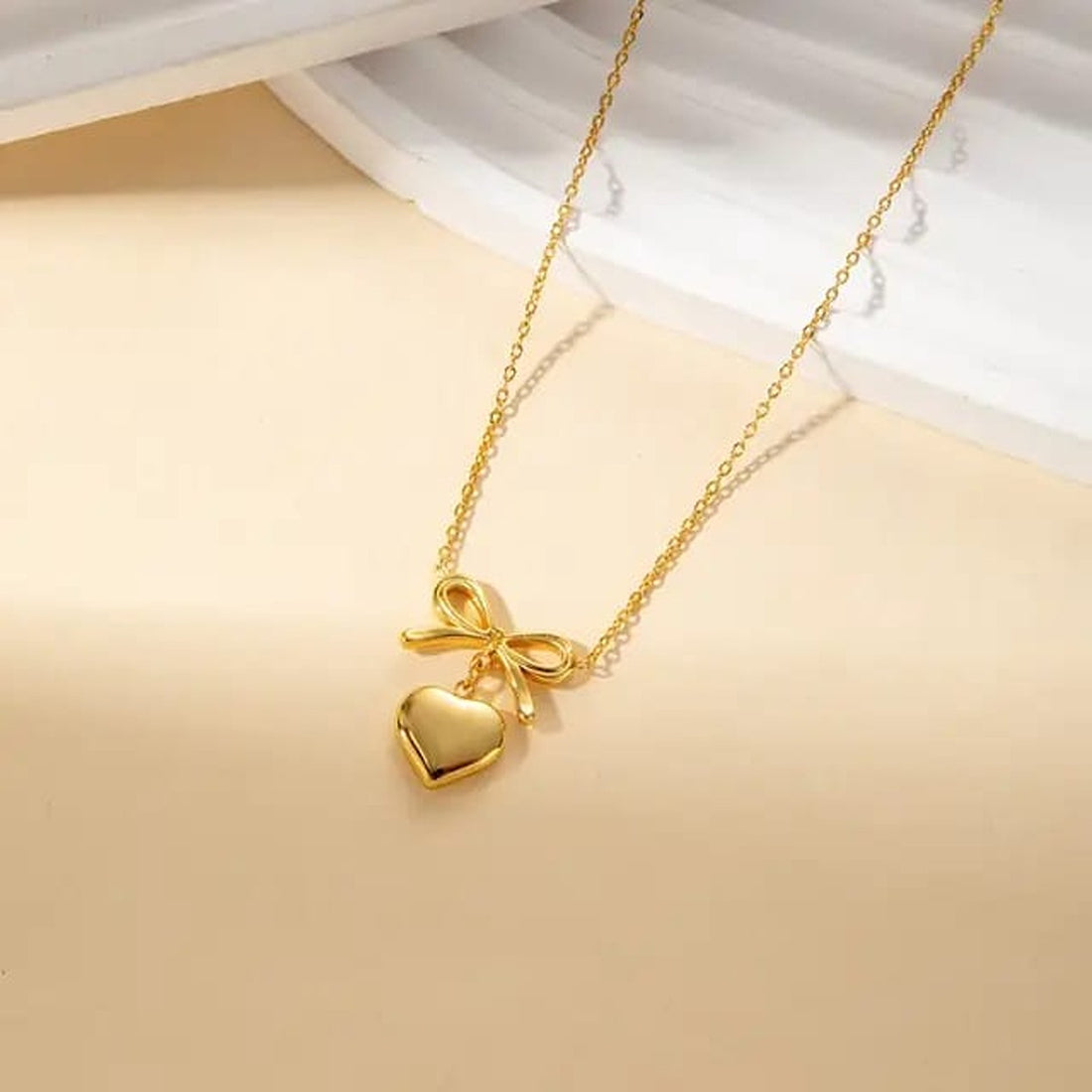 Tiny Heart Bow Pendant chain