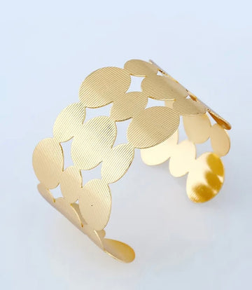 Urban chic cuff Bracelet