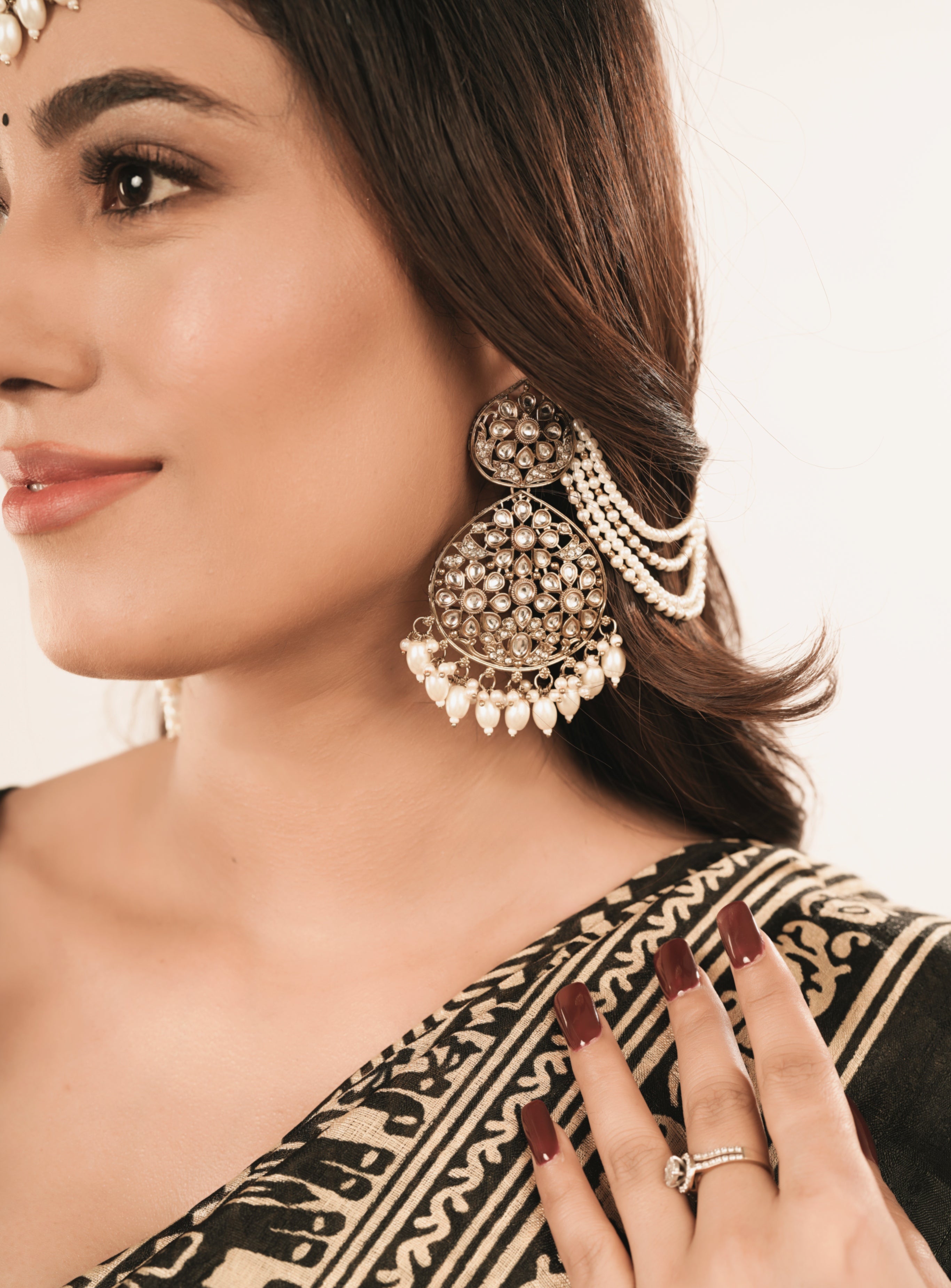 Gold Plated Kundan Maang Tikka Set with Pearl Chains