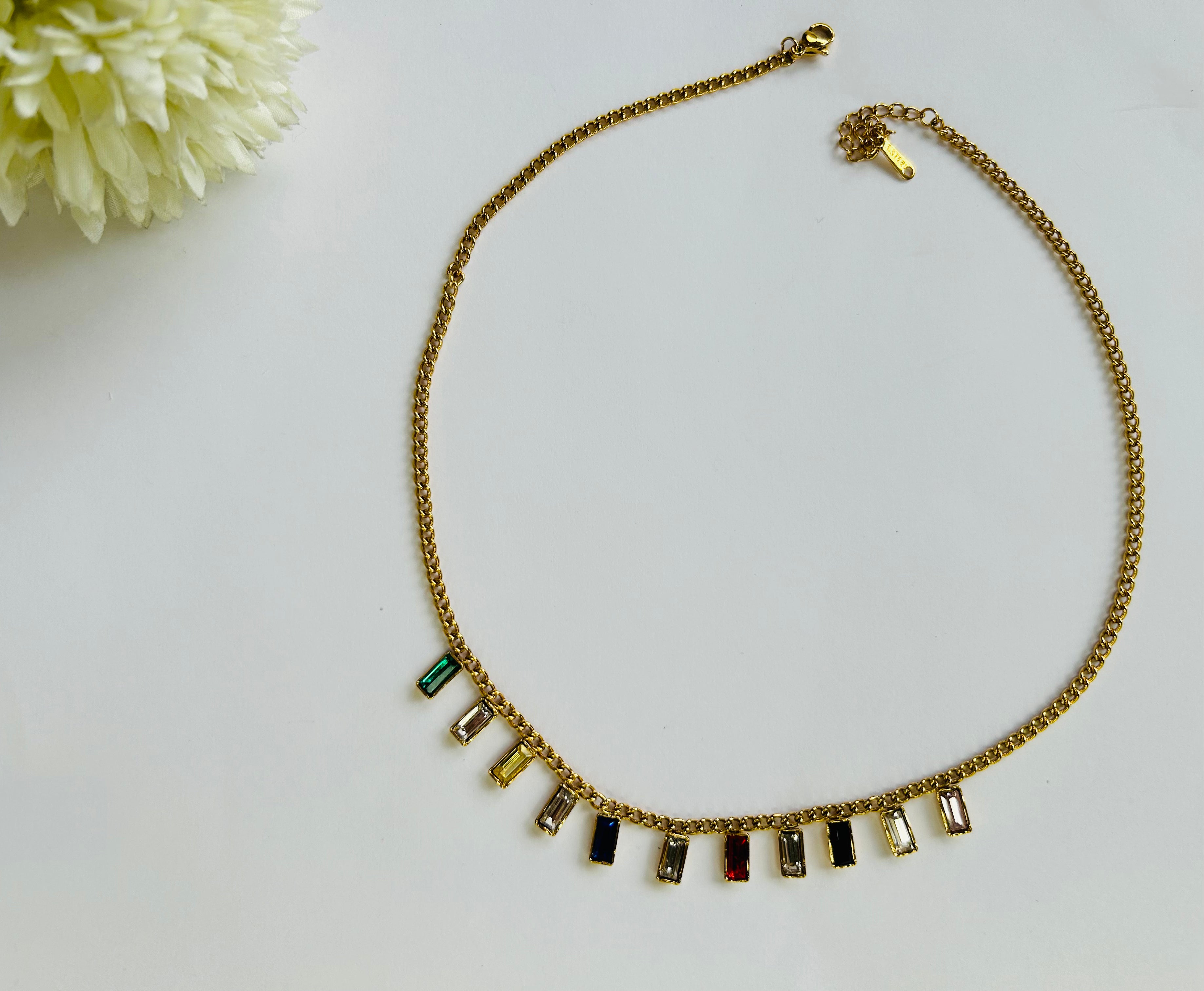 Queen Multicolour Necklace