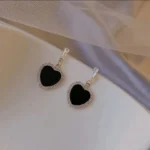 Boho Black heart earring - Image 2