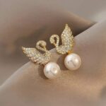 Cute Duck Cluster Earring - Image 2