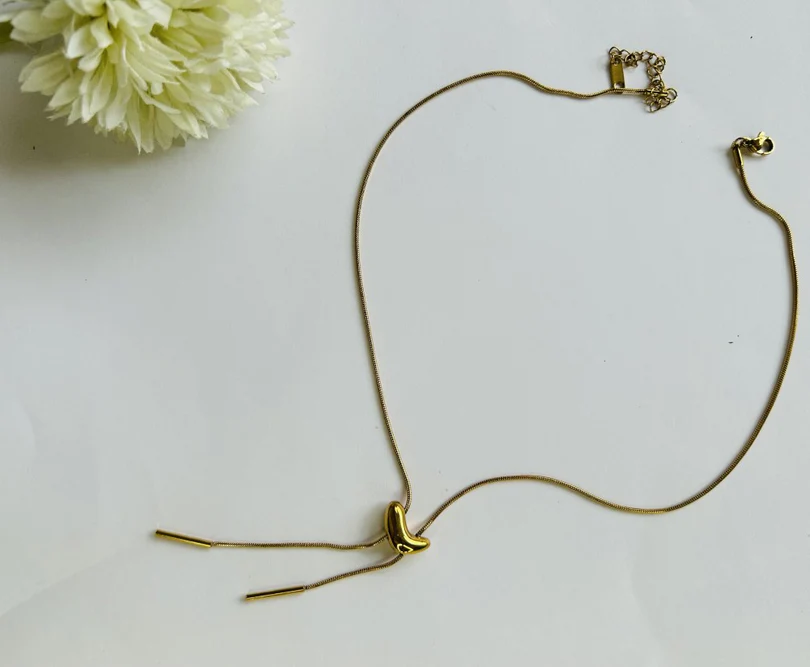 Golden Heart Chain Necklace Golden Heart Chain Necklace - Image 1