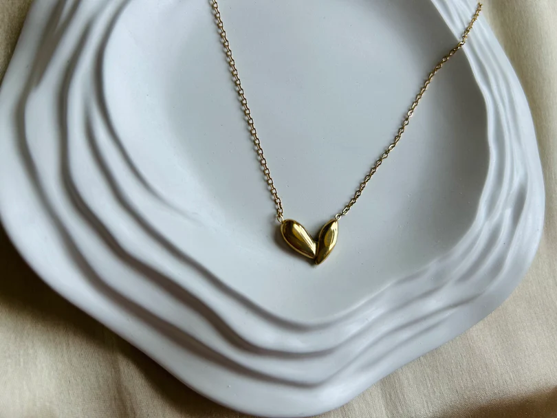 Golden Leaf Necklace Golden Leaf Necklace - Image 1